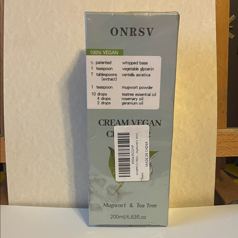 Vegan Cream Korean Cleanser - Mugwort & Tea Tree - NIB